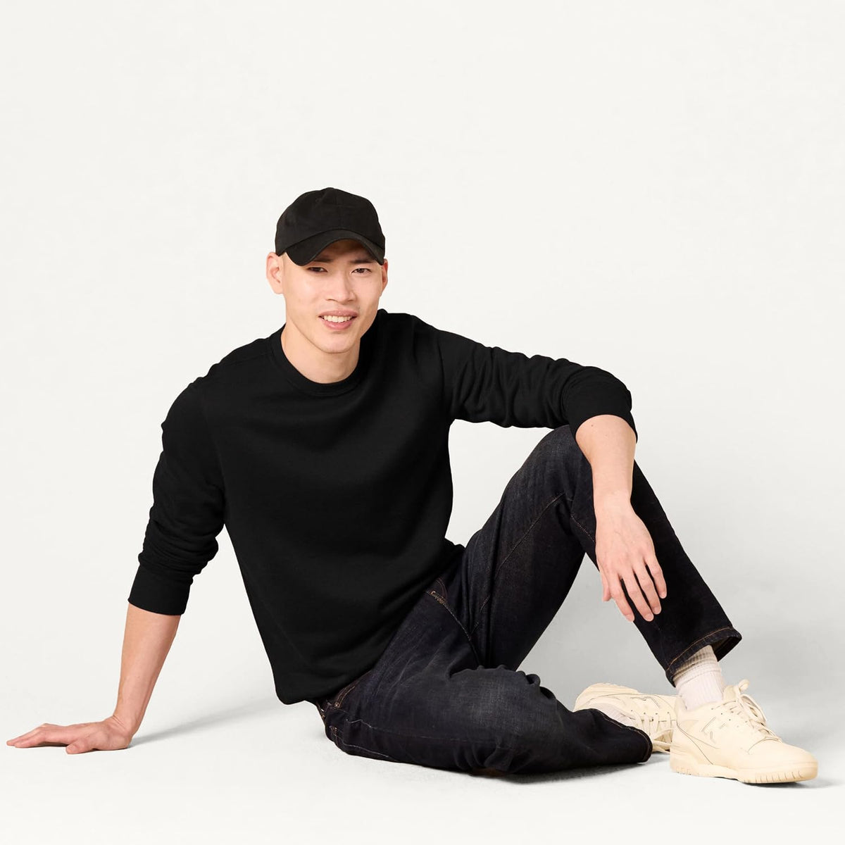 Amazon Essentials Men's Crewneck Fleece Sweatshirt