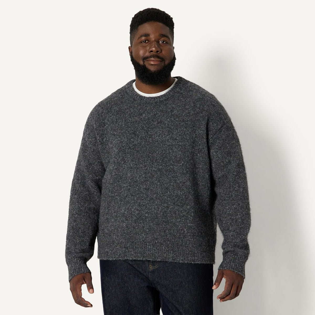 Amazon Essentials Men's Relaxed-Fit Faux Mohair Crewneck Pullover Sweater, Ribbed, Wool Blend, Heavyweight