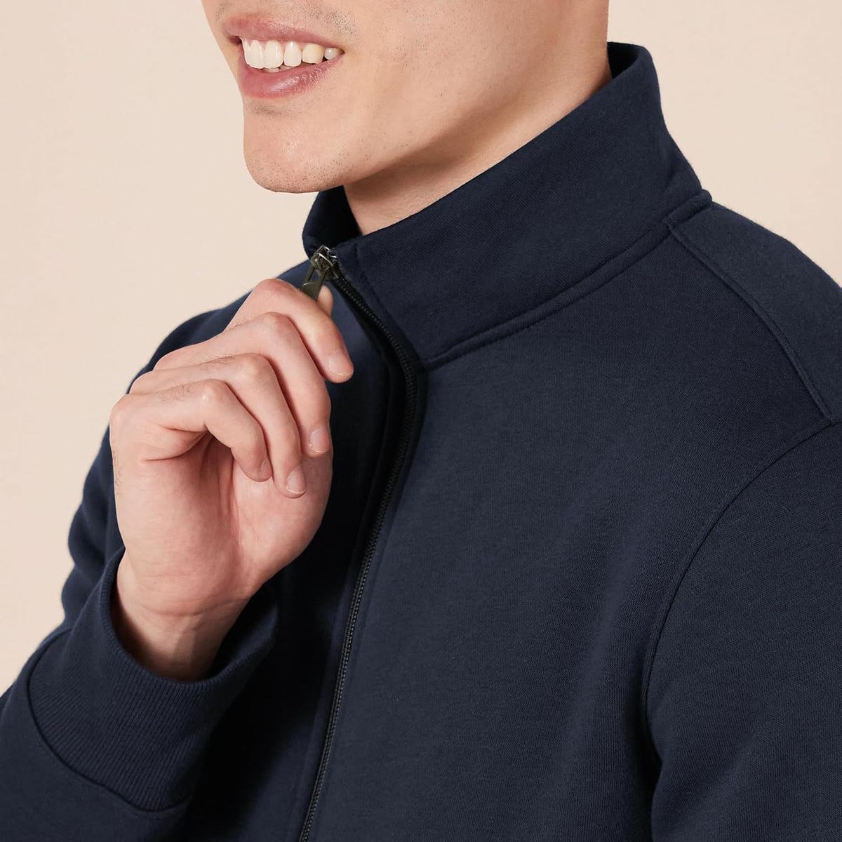 Amazon Essentials Men's Standard Full-Zip Fleece Mock Neck Midweight Sweatshirt with Pockets